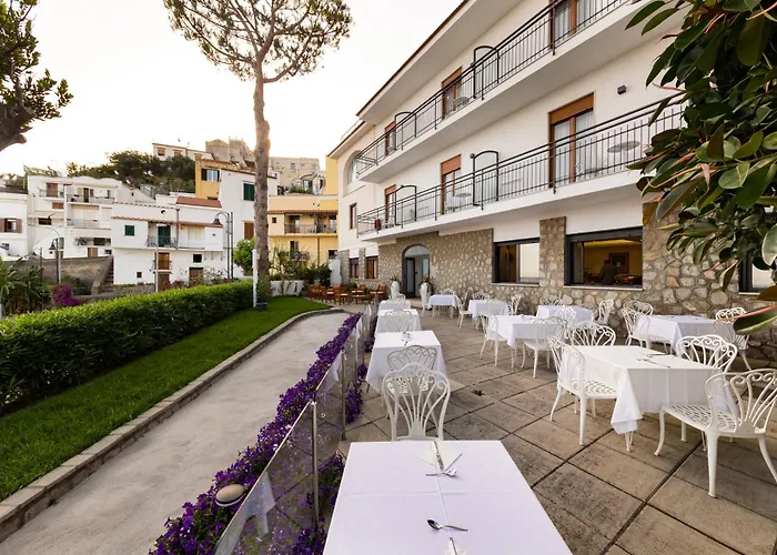 Sea Breeze Residence